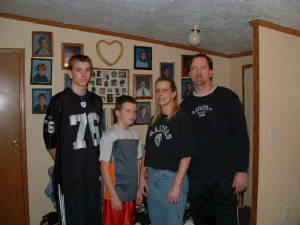 jamesonrightlisajordanbrandon05.jpg