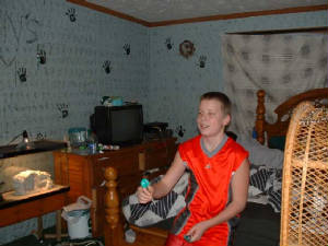 jamessonjordanplayingdarts05.jpg