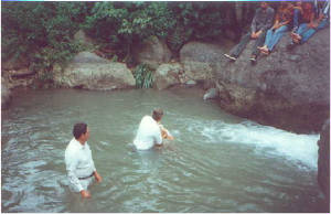 jimbaptizinginrivernearautlan.jpg