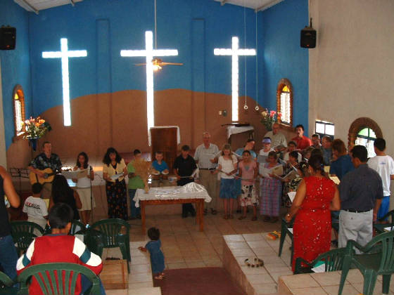 oregongroupleadingworshipjul07.jpg